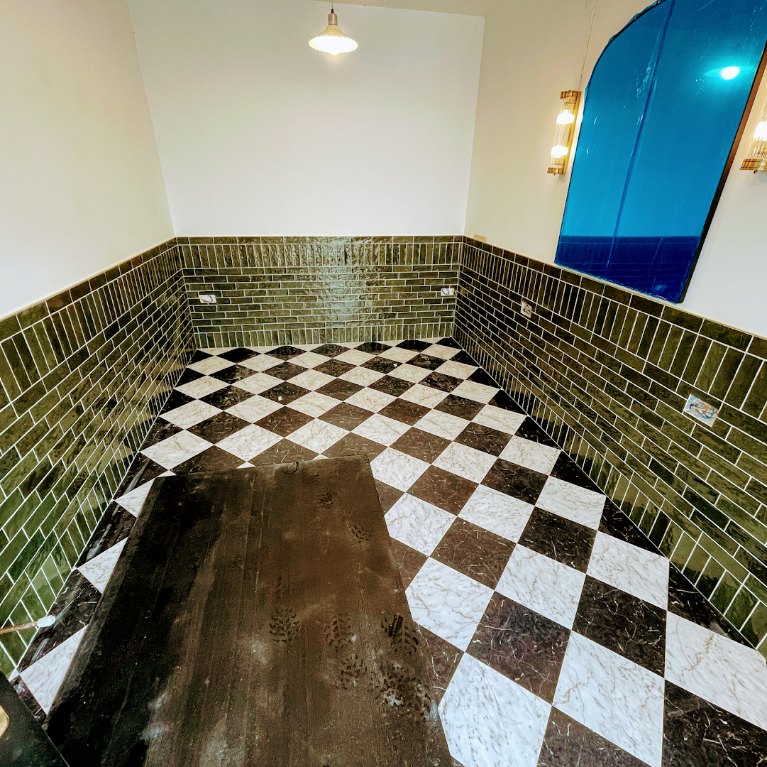 The Bearded Tiler · Photos 8